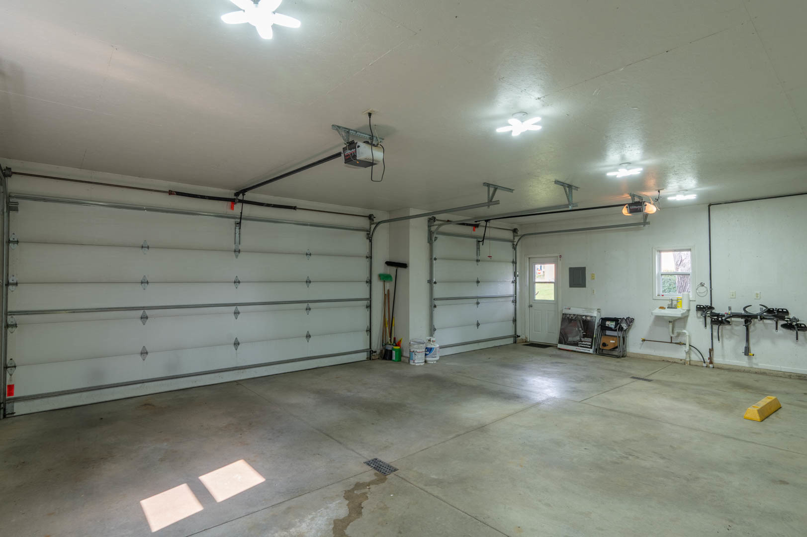 5 E Lincoln Street Property Photo 45