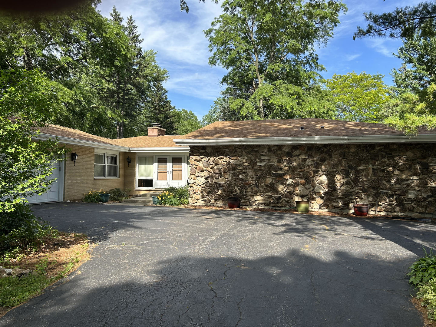 36461 N US Highway 45 Property Photo 1