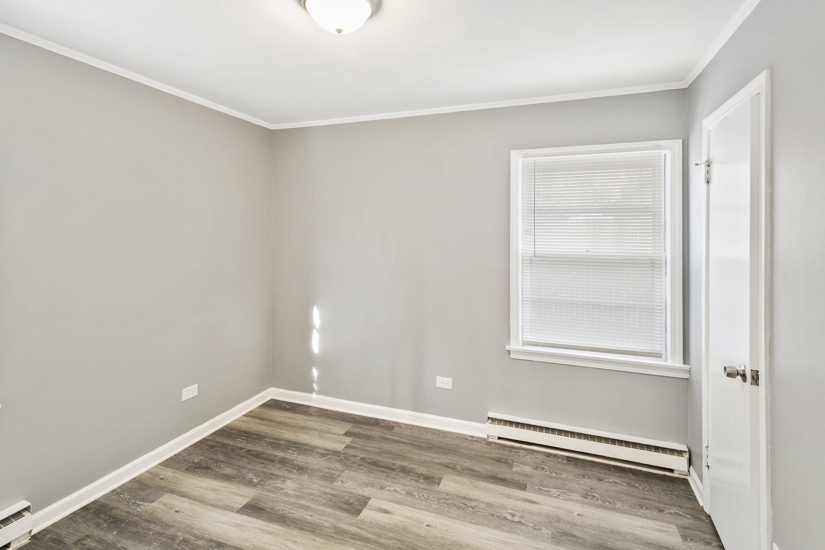 17306 Holmes Avenue Property Photo 6