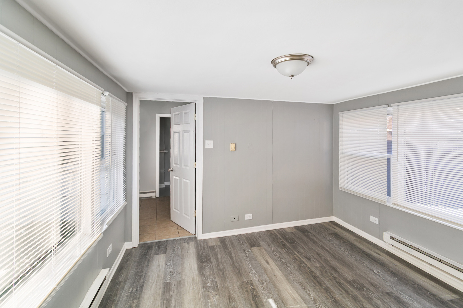 17306 Holmes Avenue Property Photo 9