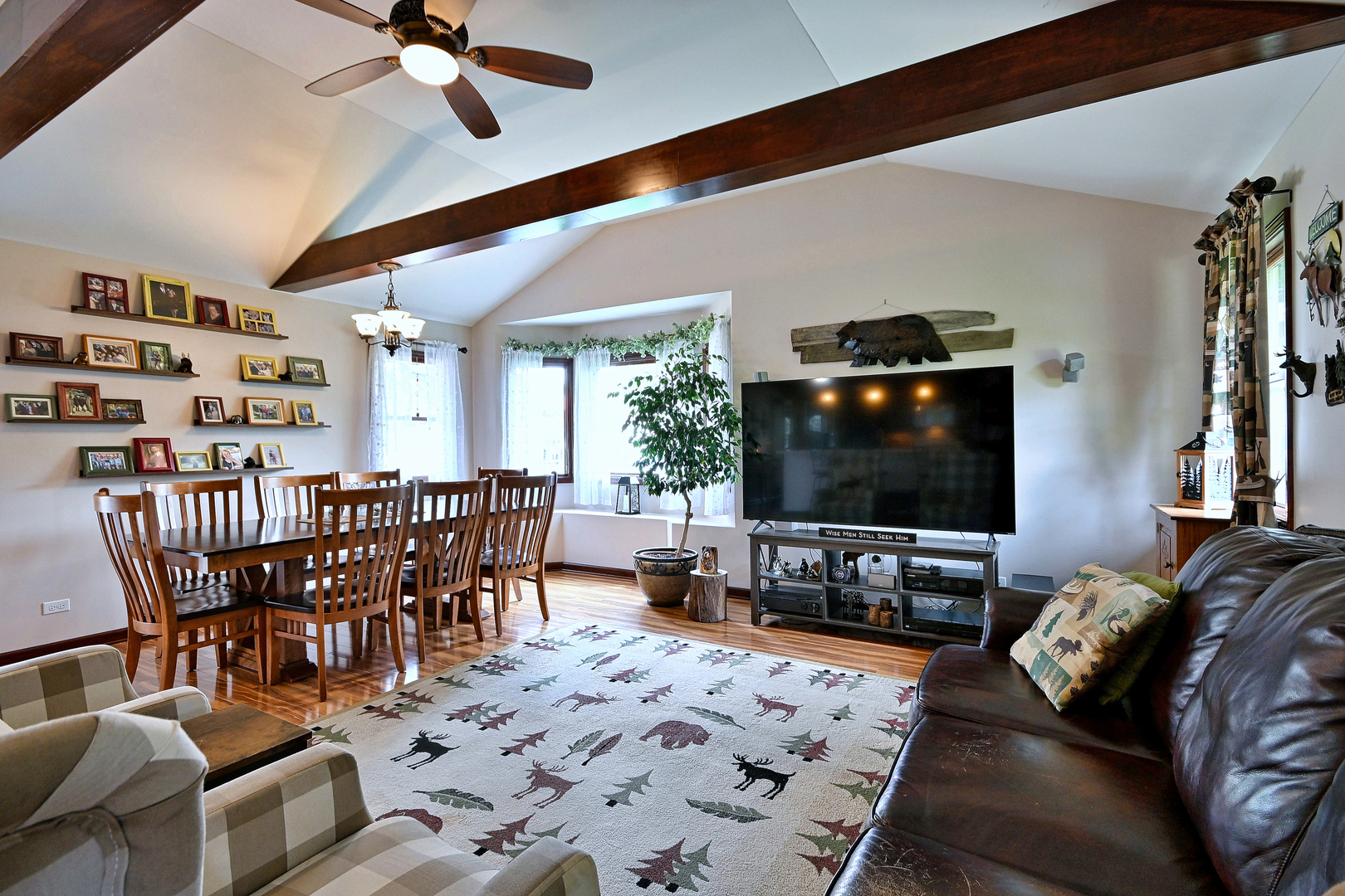 1157 Elmwood Lane Property Photo 10