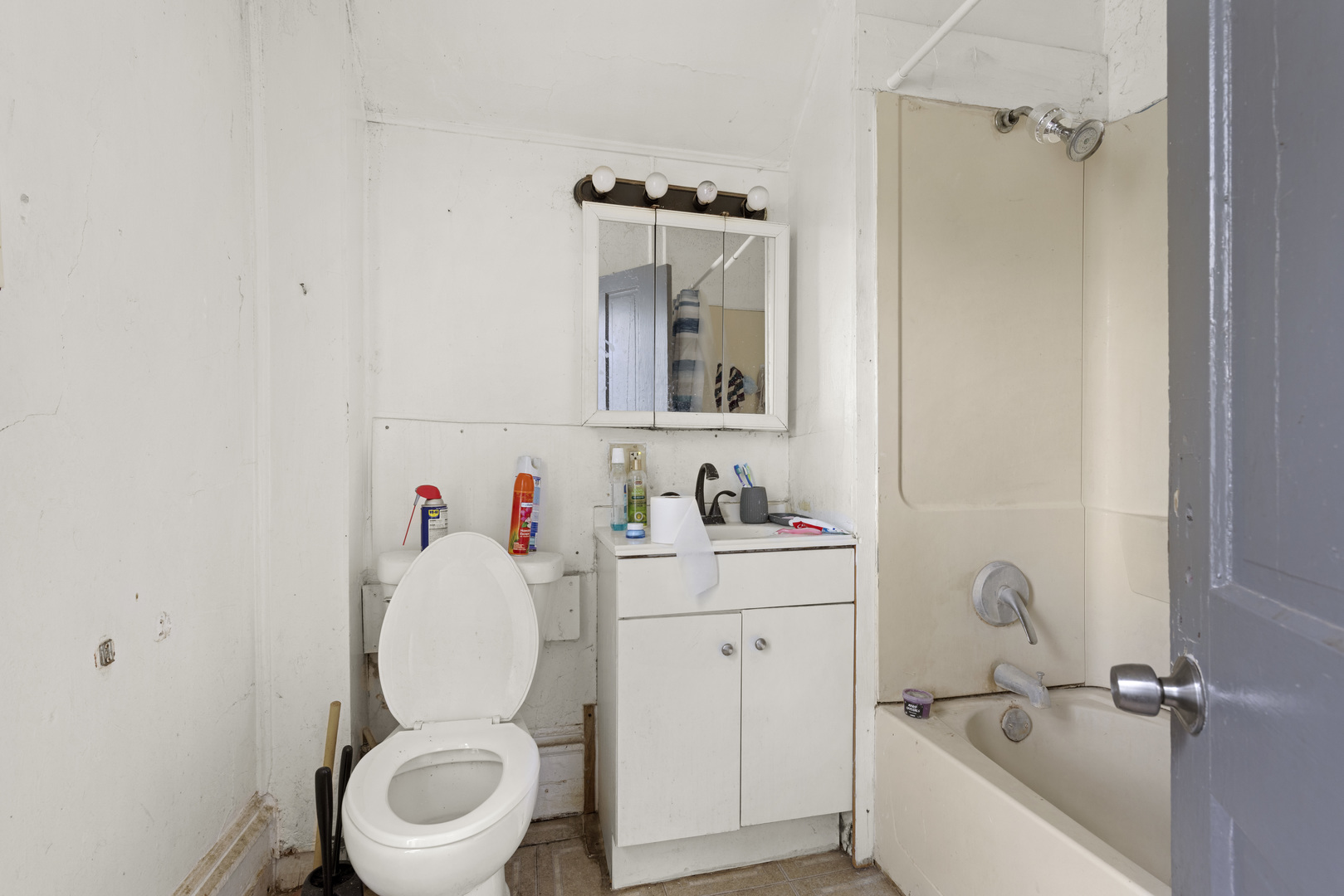 828 N Winnebago Street Property Photo 10