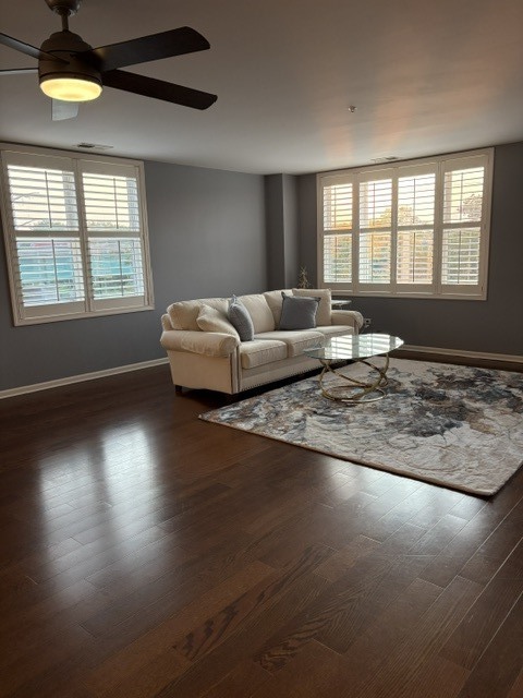 300 Village Circle 207 Property Photo 5