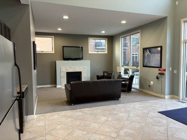 300 Village Circle 207 Property Photo 20