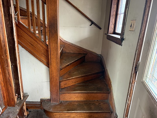 6610 S Oakley Avenue Property Photo 11