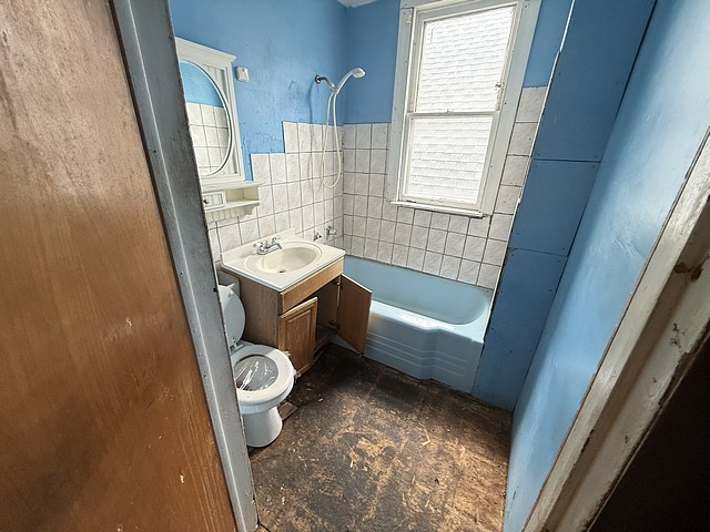 6610 S Oakley Avenue Property Photo 14