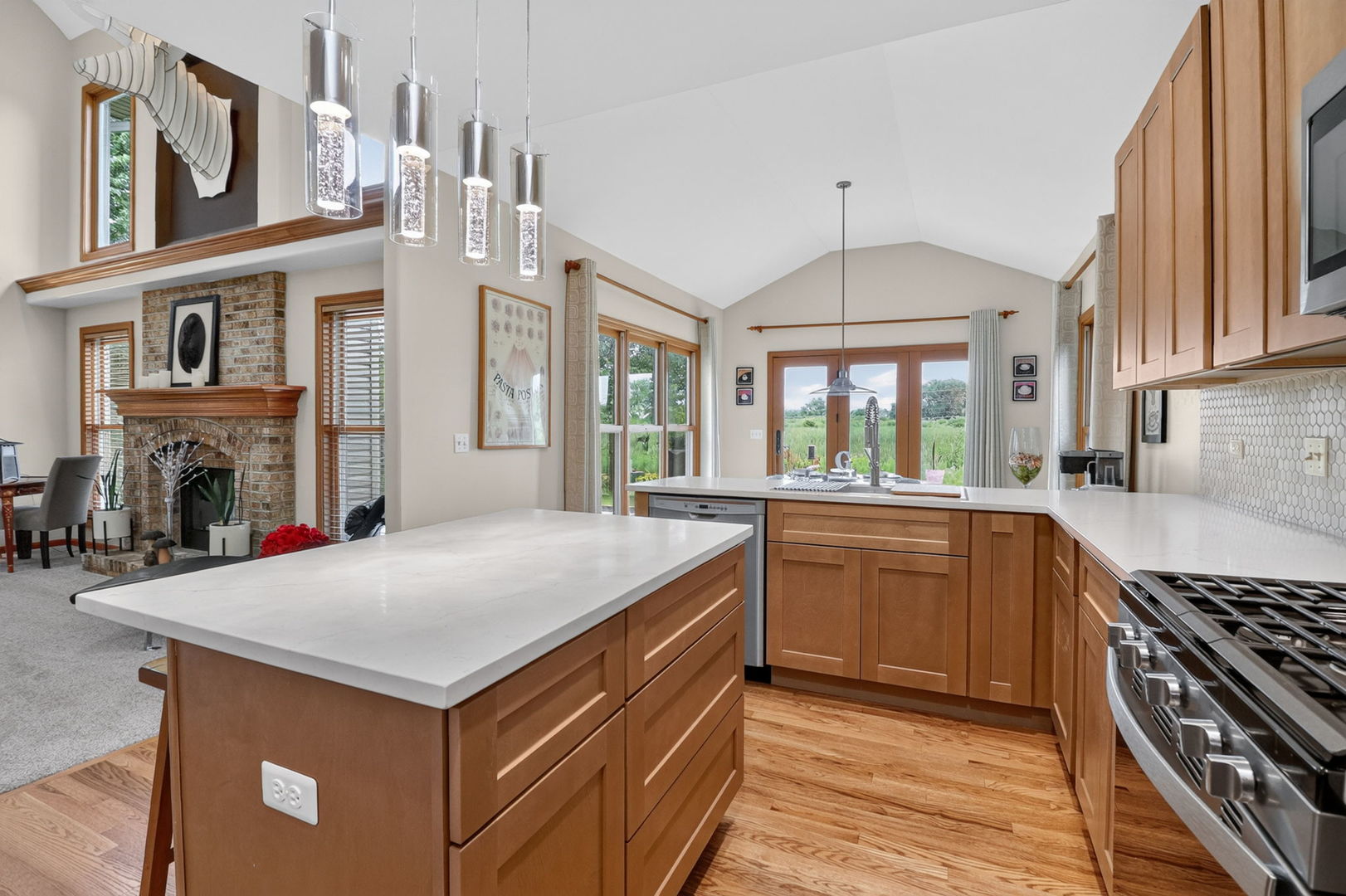 3215 Wild Meadow Lane Property Photo 9