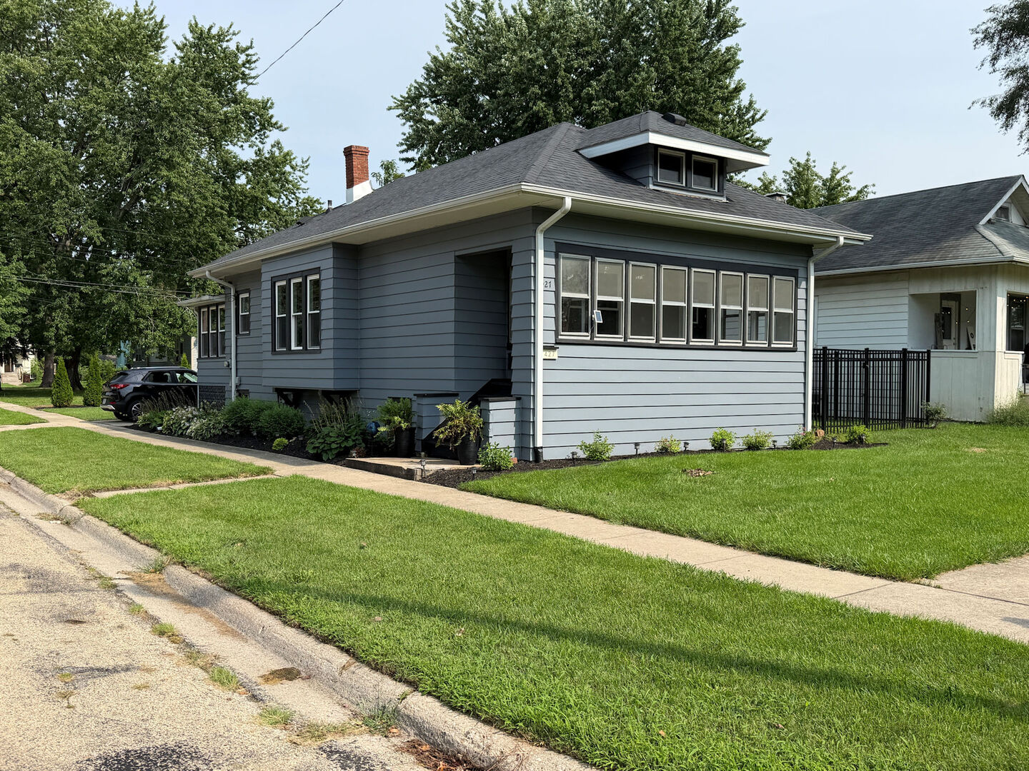 427 N 12th Street Property Photo 2