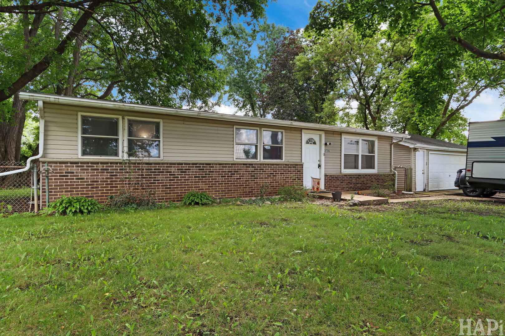 3706 Garfield Road Property Photo 5