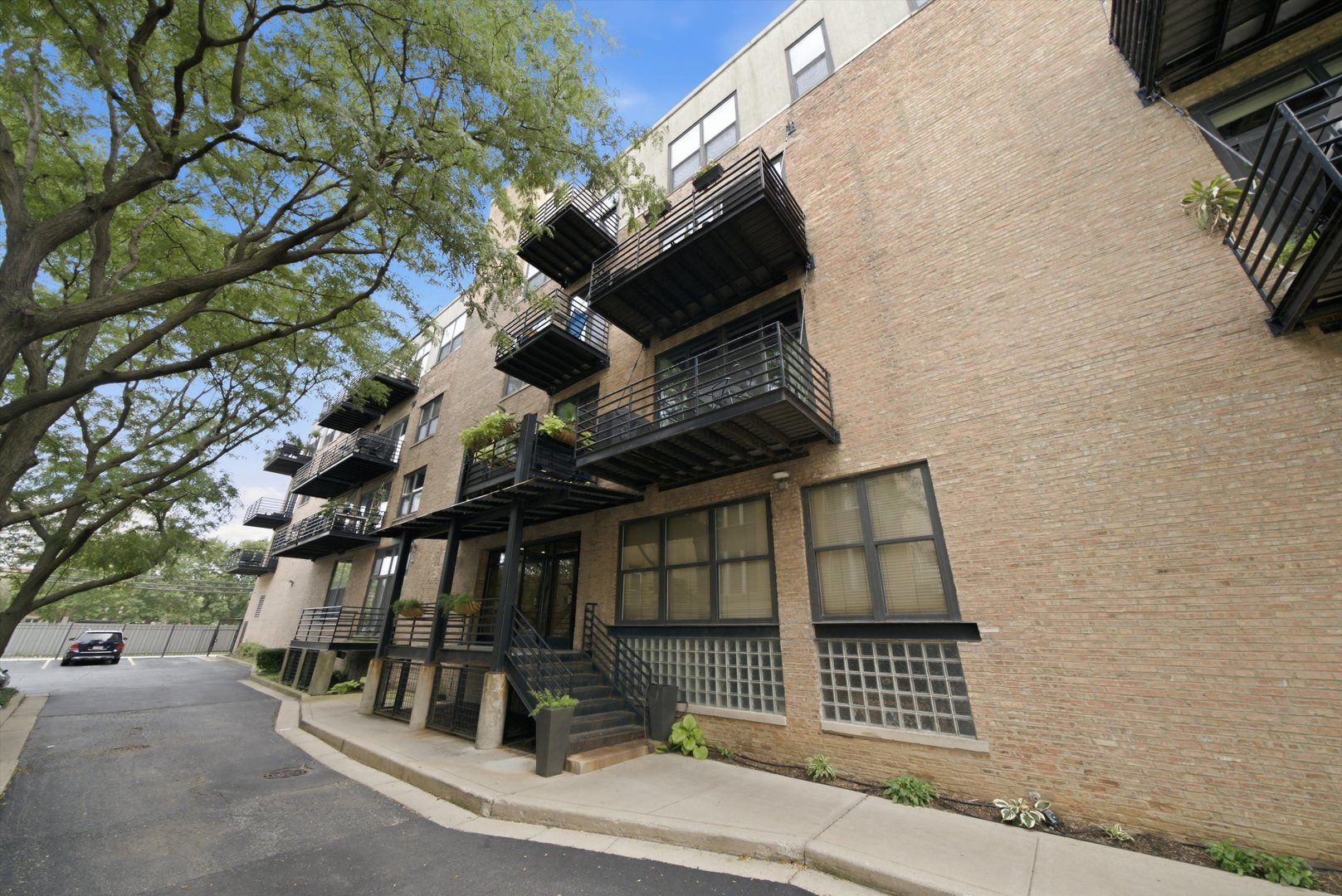 1525 S Michigan Avenue 212 Property Photo 37