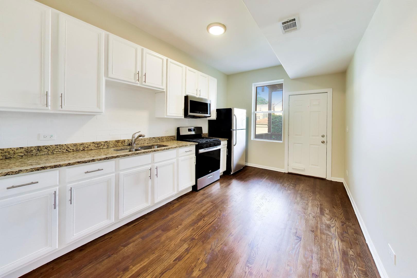 6520 S Ellis Avenue Property Photo 13
