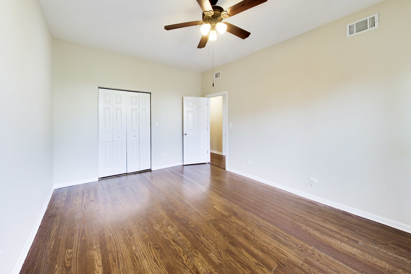 6520 S Ellis Avenue Property Photo 15