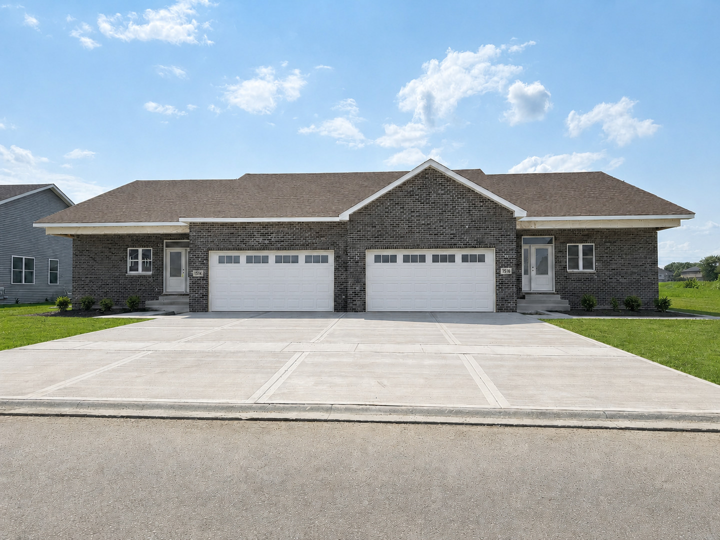 25136 S Westwind Drive Property Photo 1