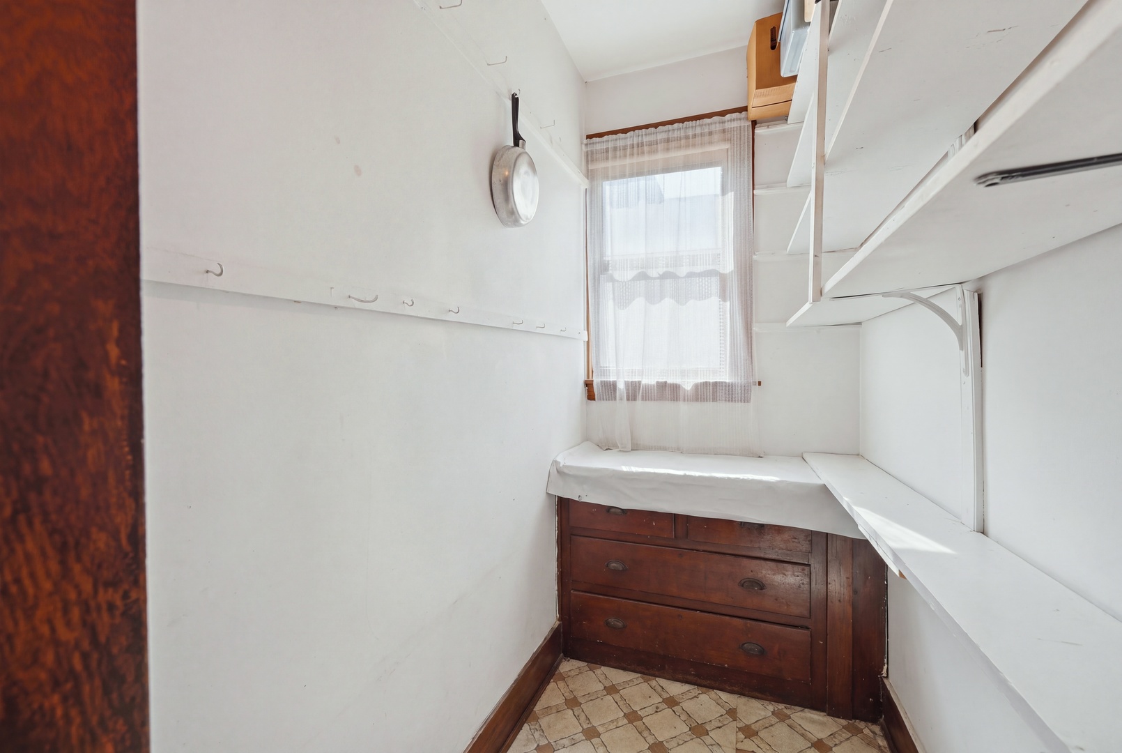 2244 W Huron Street Property Photo 6