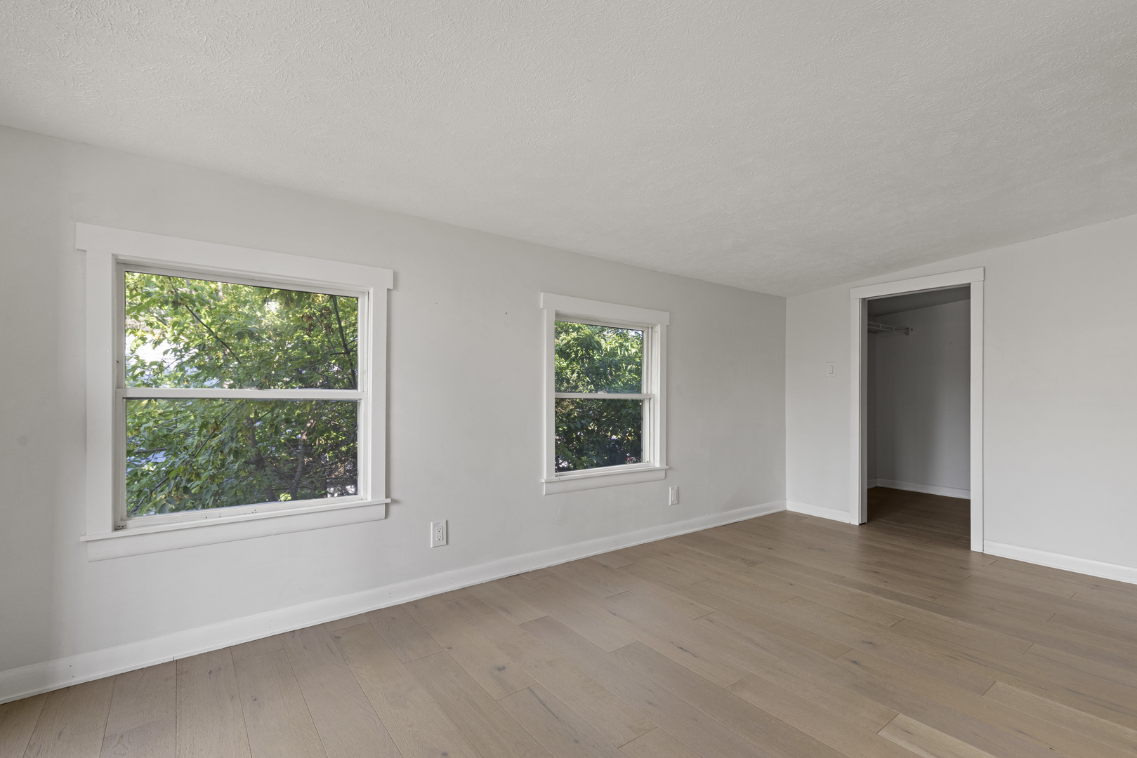 2904 Broadway Property Photo 12