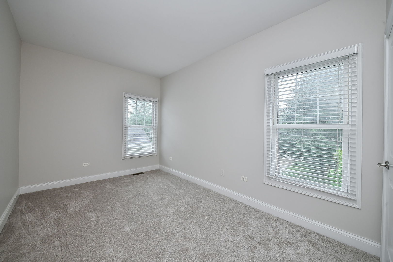 605 S Main Street Property Photo 24