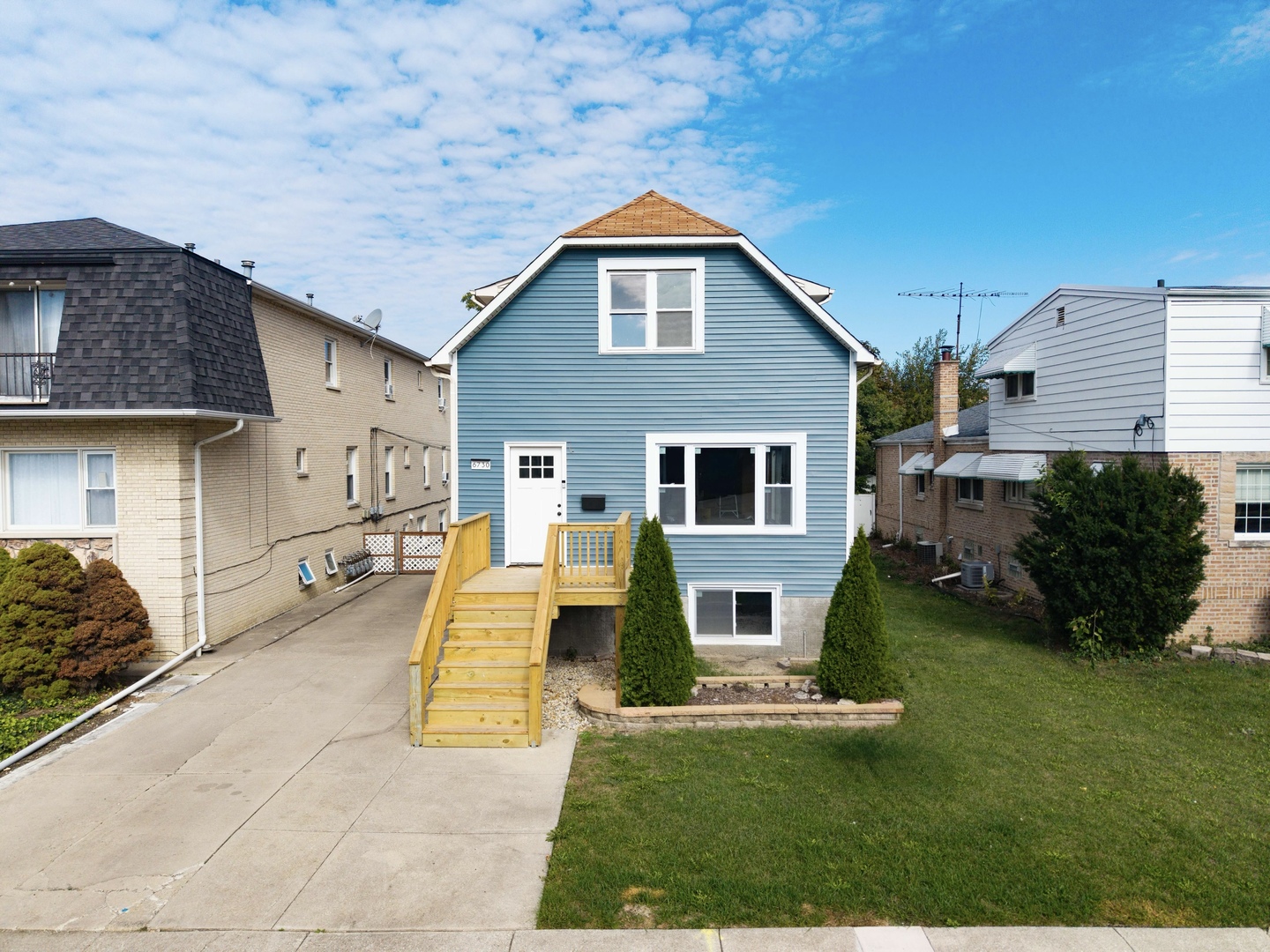 6730 W Dakin Street Property Photo 33