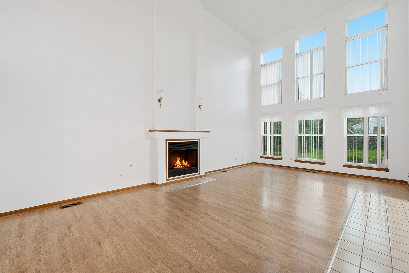1909 Havenhill Drive Property Photo 3