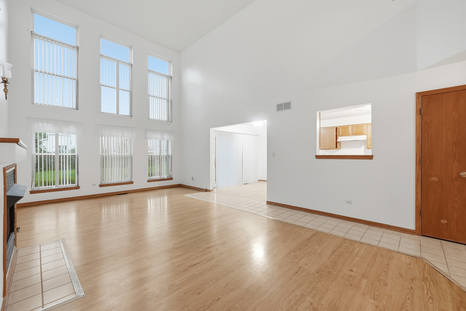 1909 Havenhill Drive Property Photo 4