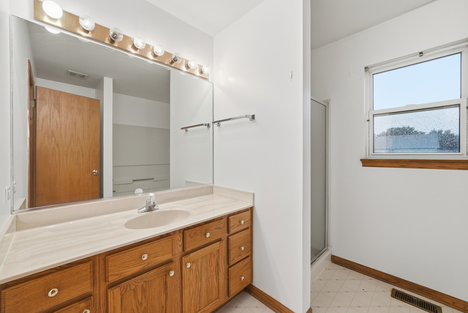 1909 Havenhill Drive Property Photo 22