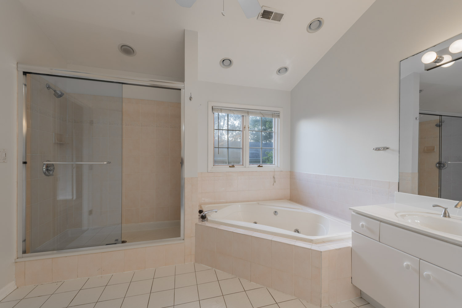 3125 Lake Avenue Property Photo 11