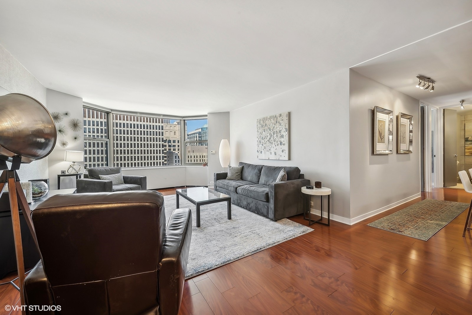 535 N Michigan Avenue 2614 Property Photo 3