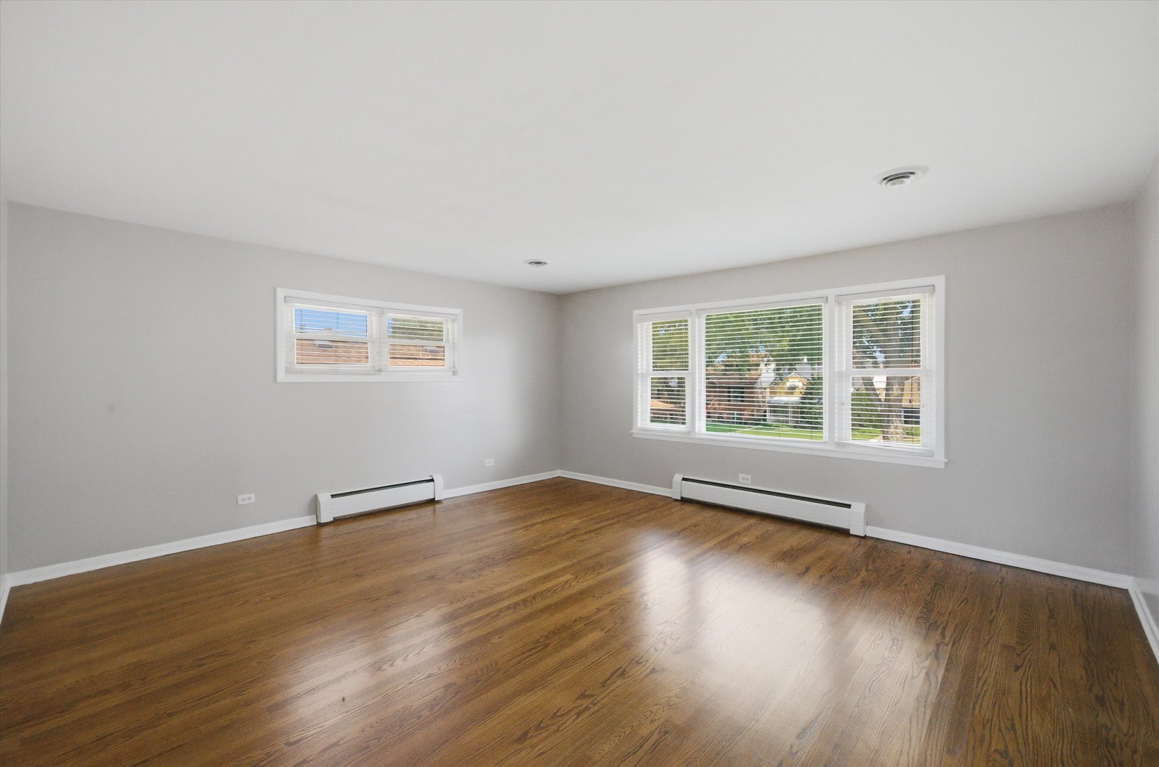 2420 Elm Street Property Photo 17
