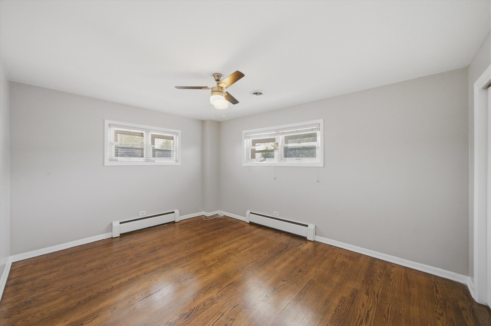 2420 Elm Street Property Photo 20
