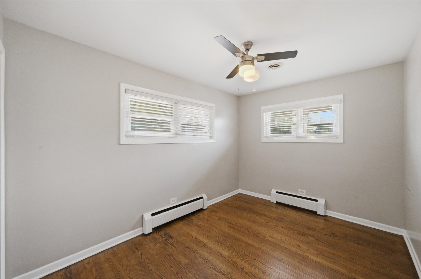 2420 Elm Street Property Photo 21