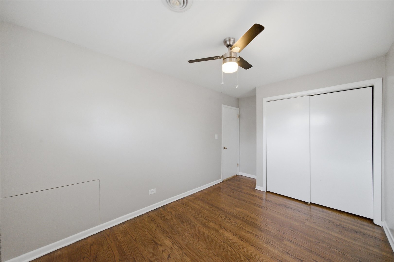 2420 Elm Street Property Photo 24