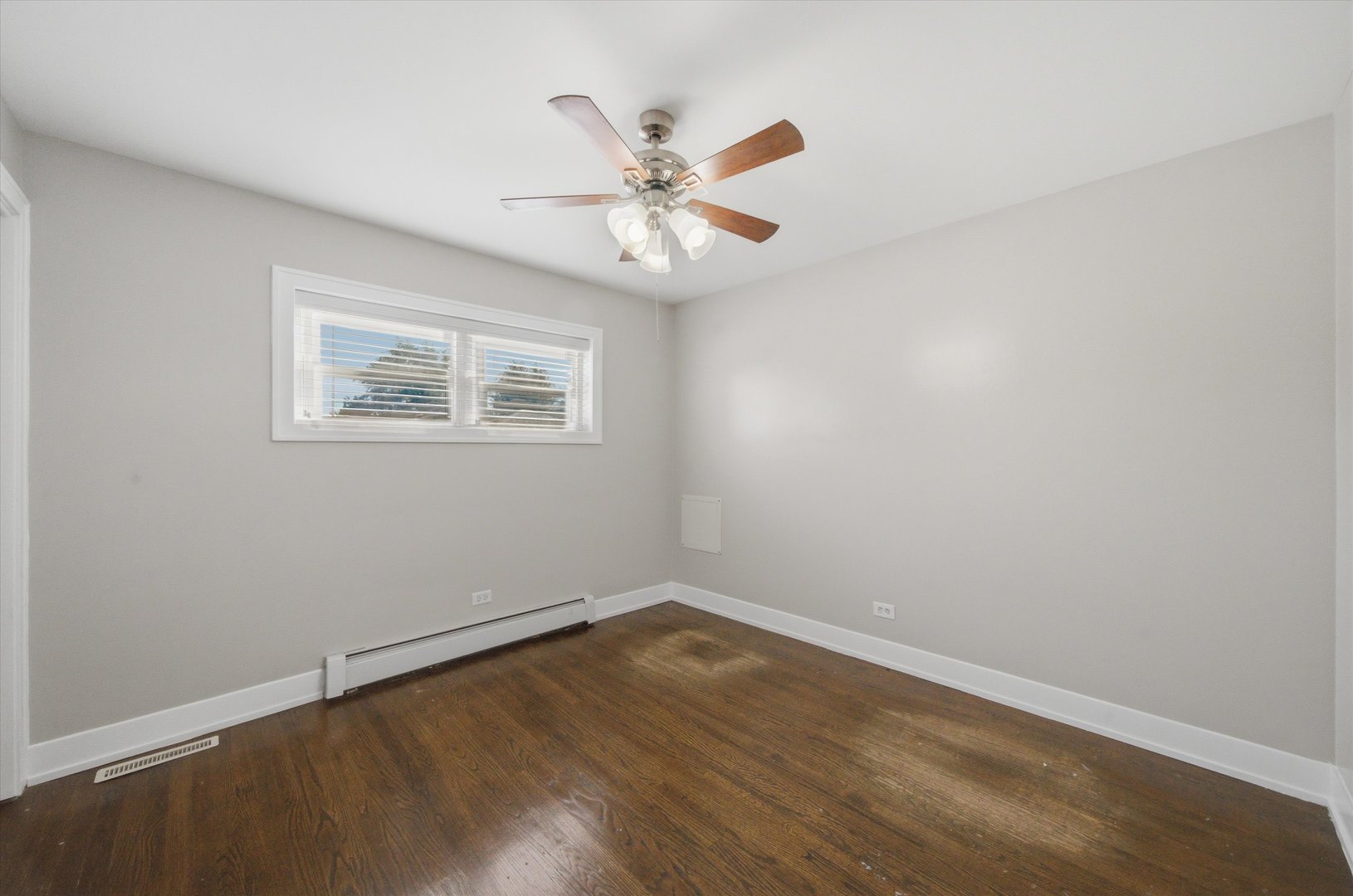 2420 Elm Street Property Photo 28