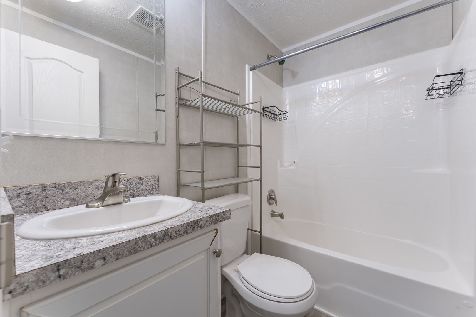 1036 Lunga Drive Property Photo 8