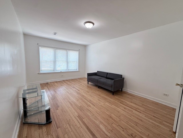 834 N Christiana Avenue 1 Property Photo 5