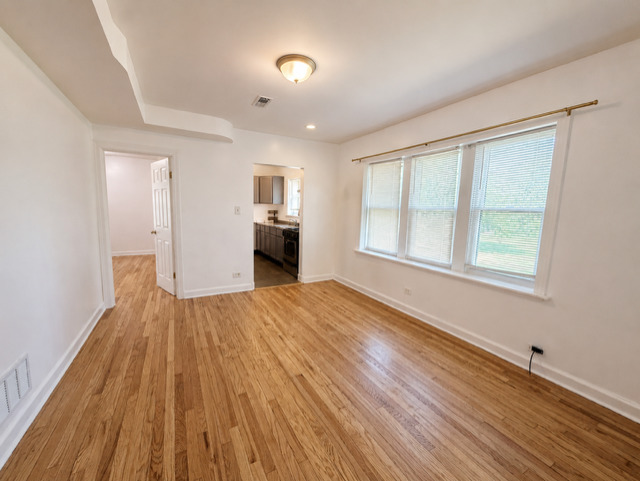 834 N Christiana Avenue 1 Property Photo 6