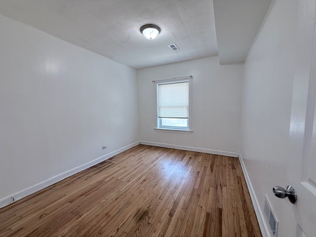 834 N Christiana Avenue 1 Property Photo 7