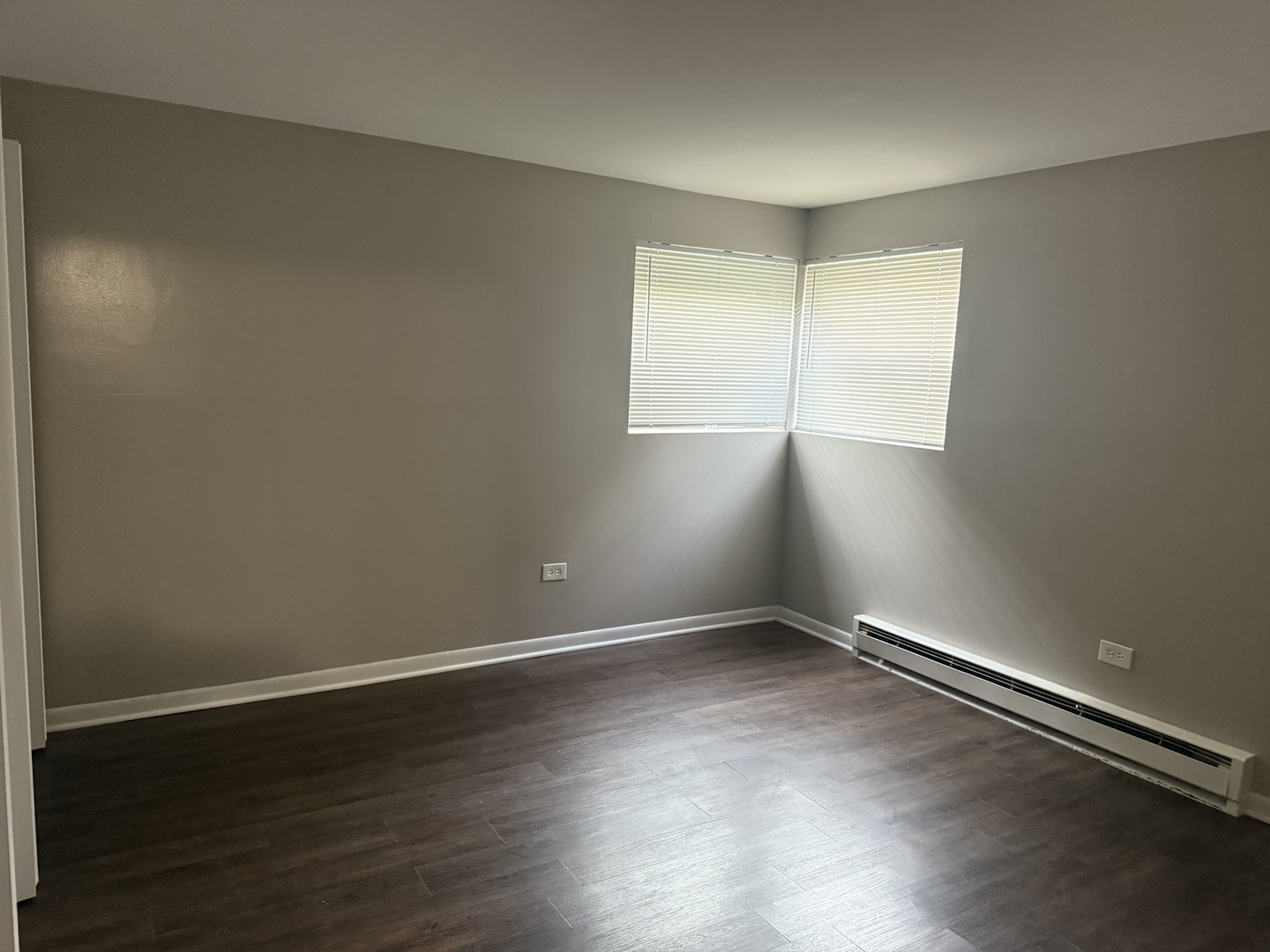 4225 Forest Avenue E1n Property Photo 10