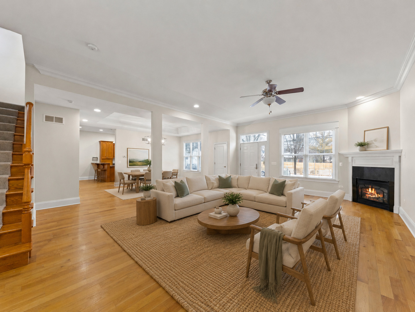 120 W Porter Avenue Property Photo 3