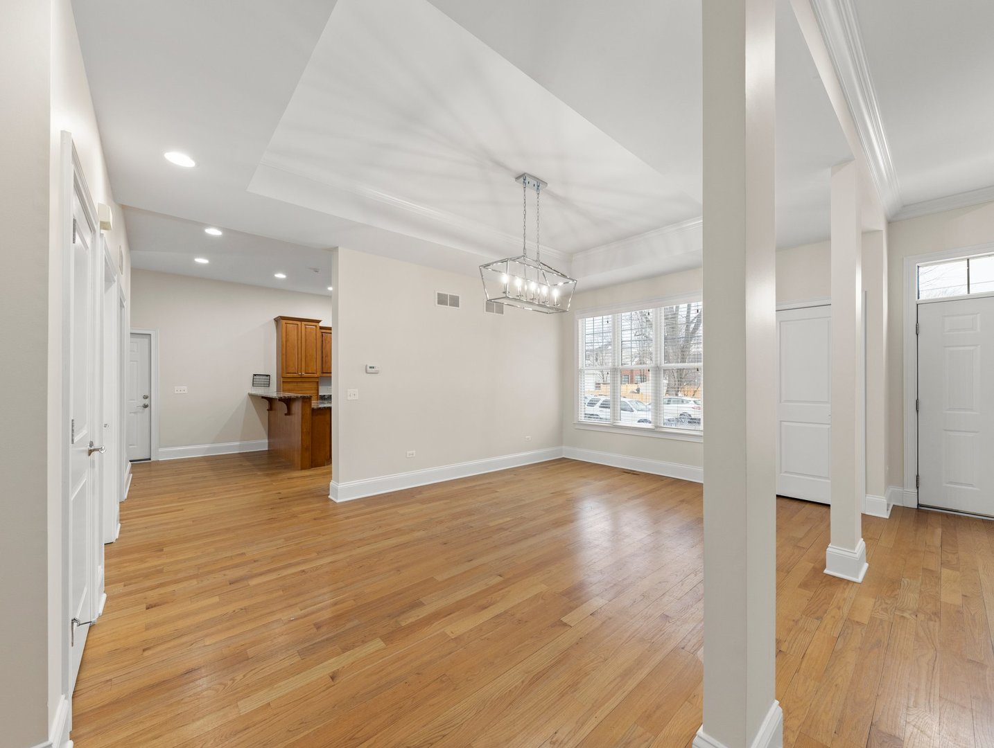 120 W Porter Avenue Property Photo 7