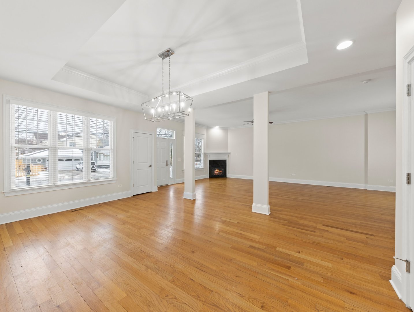 120 W Porter Avenue Property Photo 8