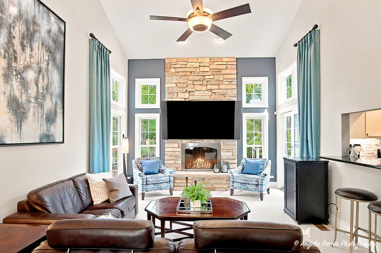 127 Michelle Place Property Photo 7