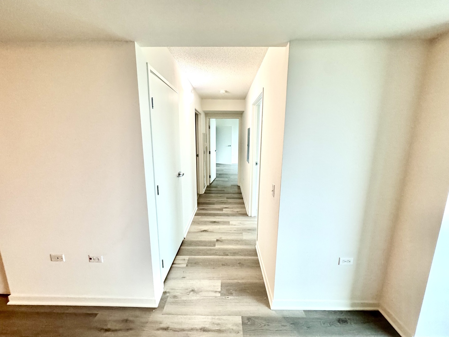 9725 Woods Drive 707 Property Photo 10