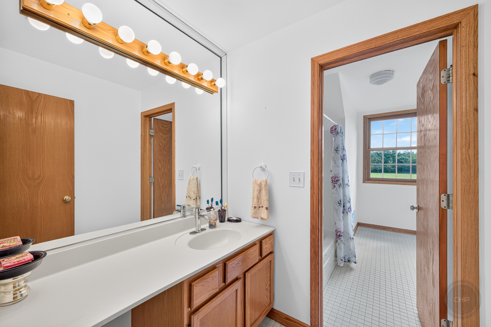 12n136 Berner Drive Property Photo 23