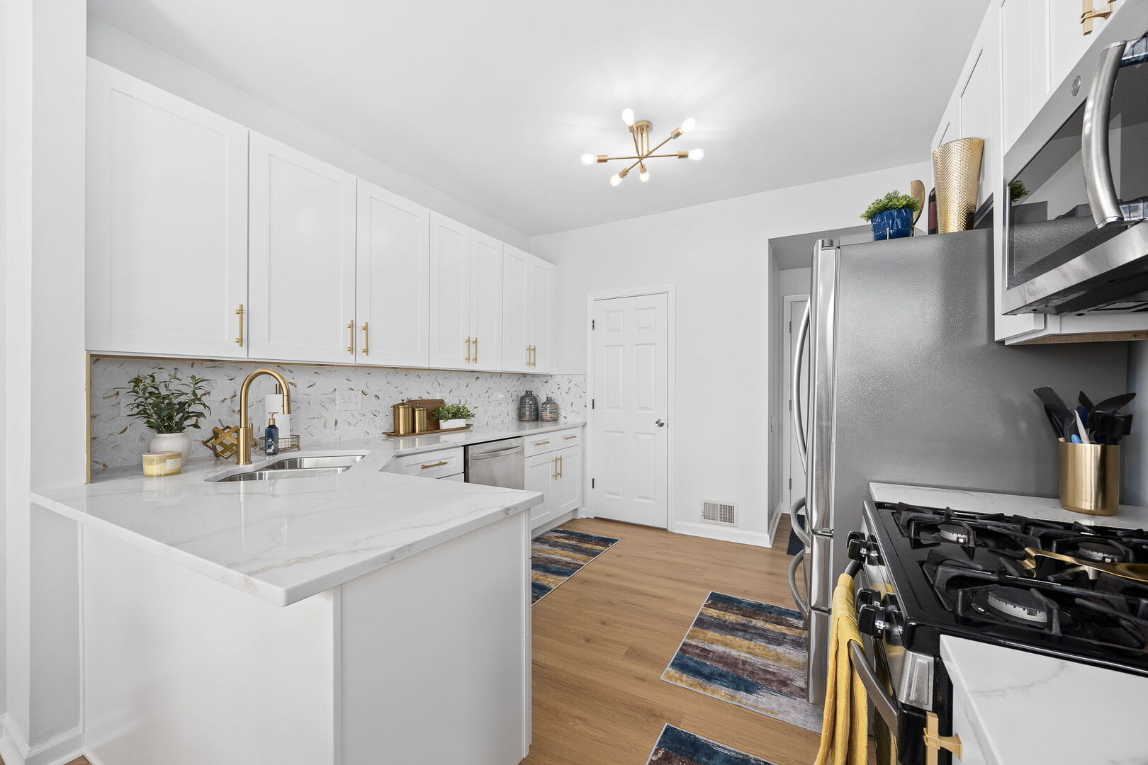 25025 Clare Circle Property Photo 8