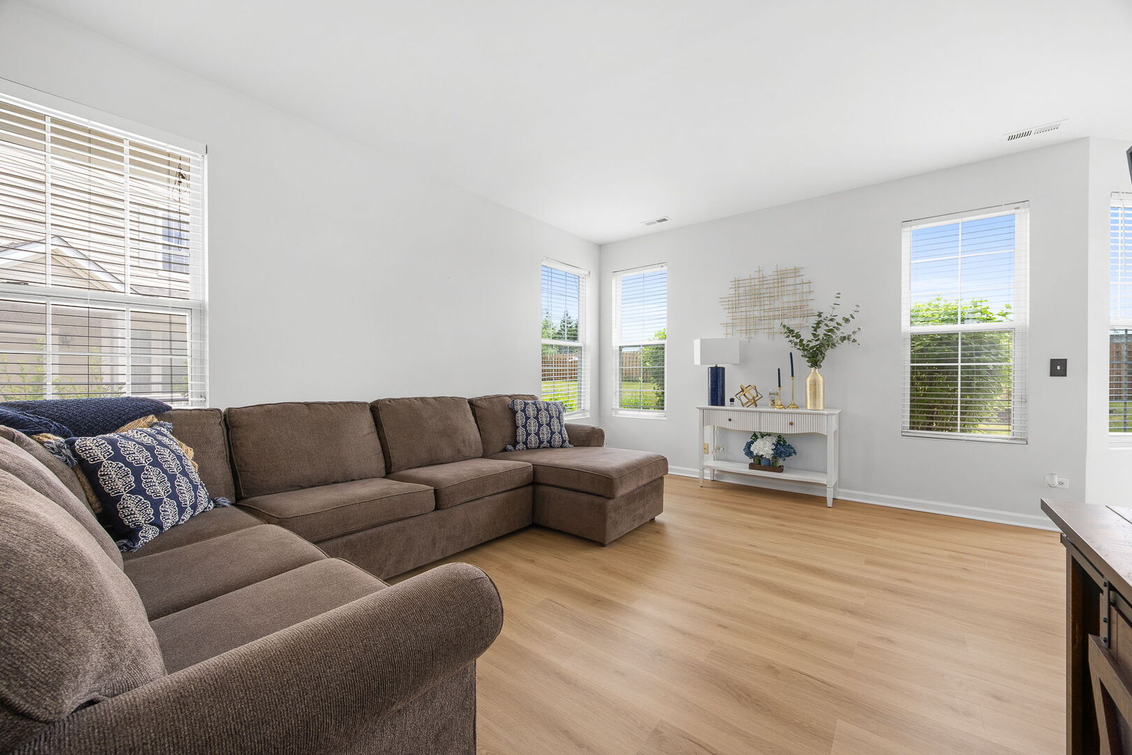 25025 Clare Circle Property Photo 16