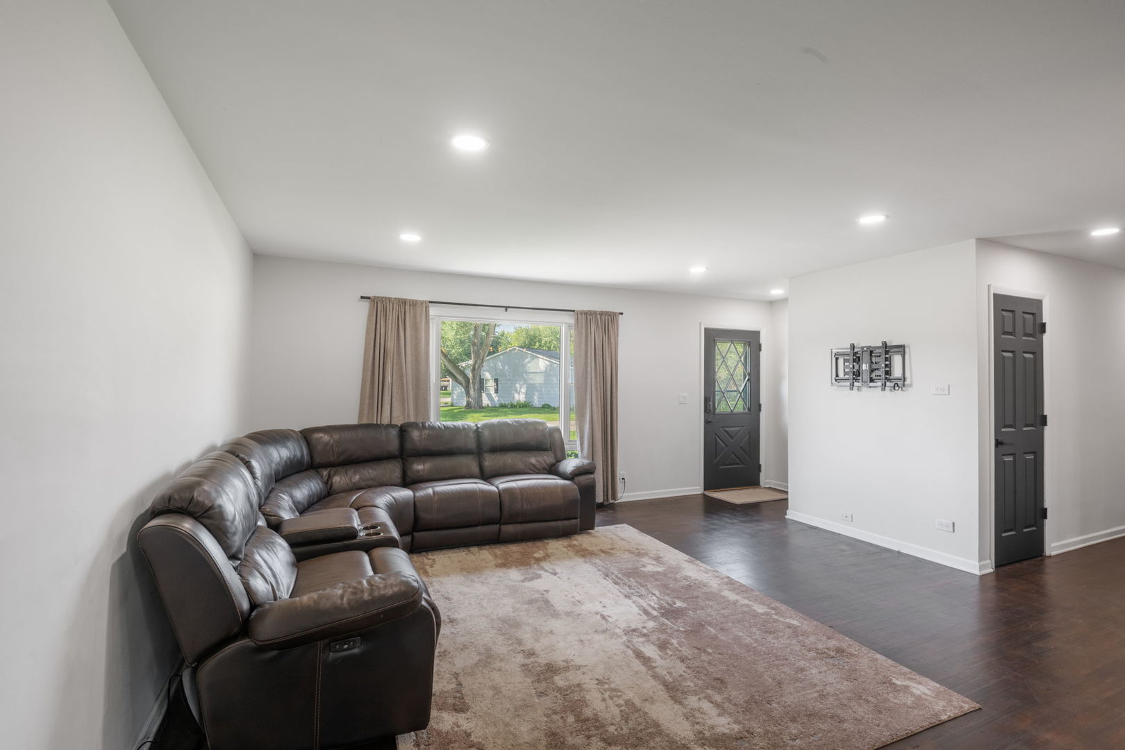 10004 Nw Circle Drive Property Photo 4