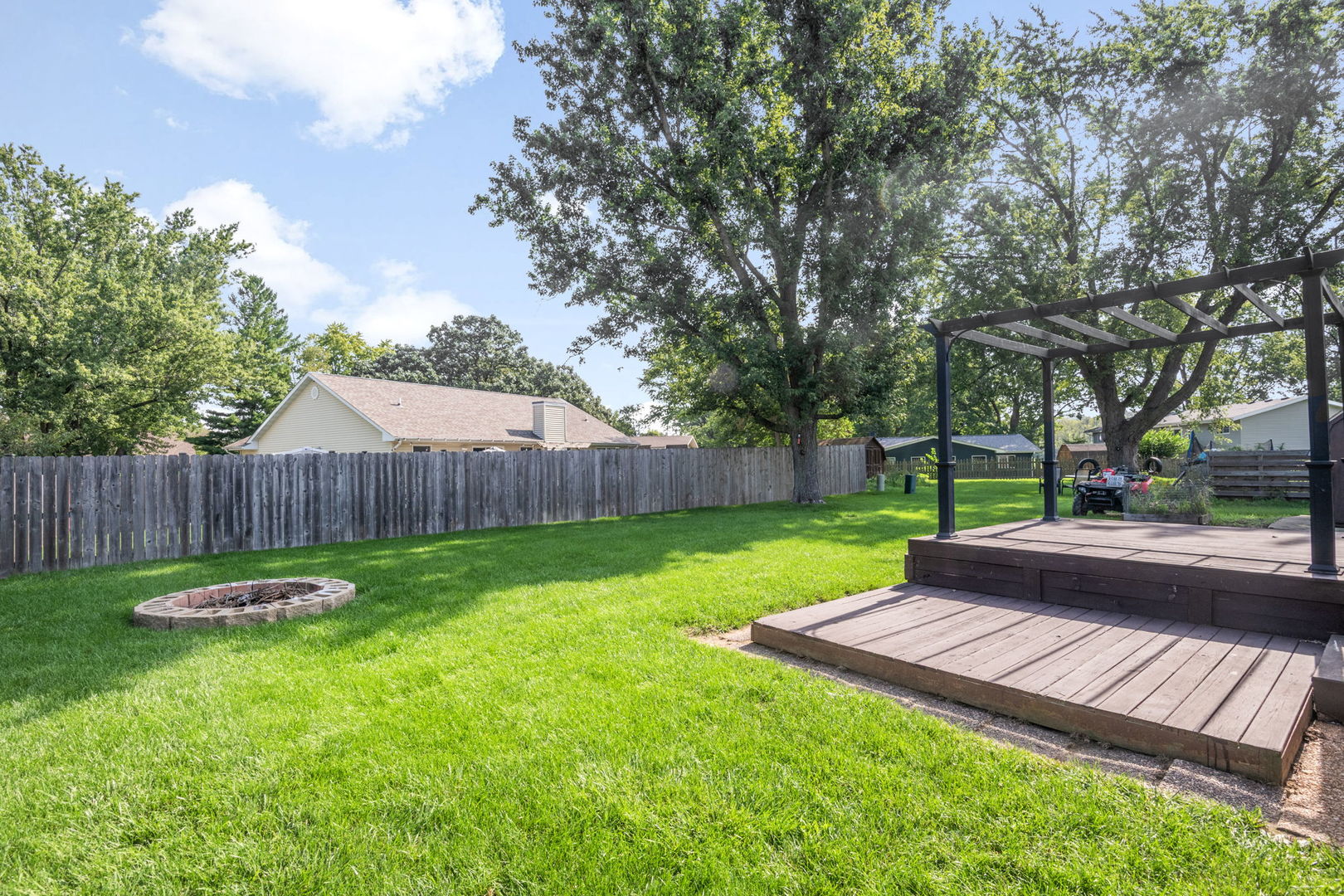 10004 Nw Circle Drive Property Photo 18