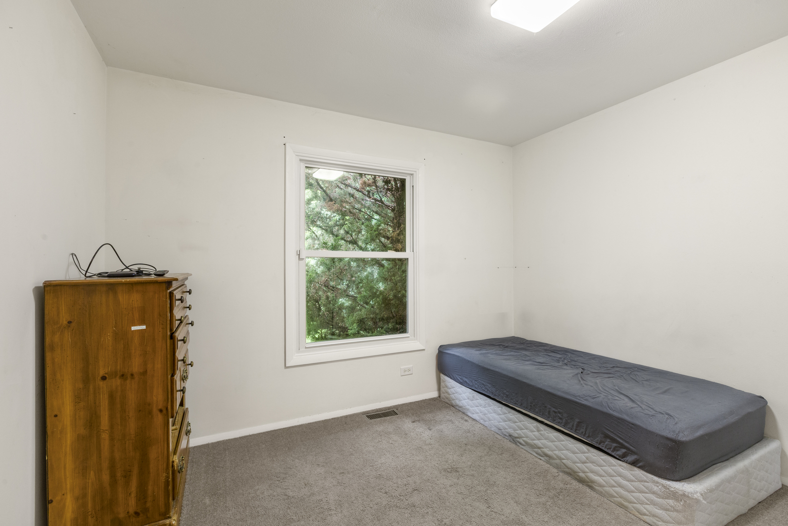 536 Thompson Avenue Property Photo 14