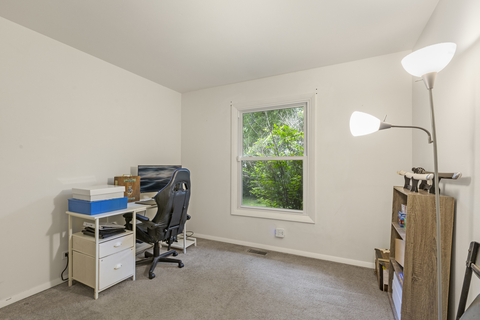 536 Thompson Avenue Property Photo 15