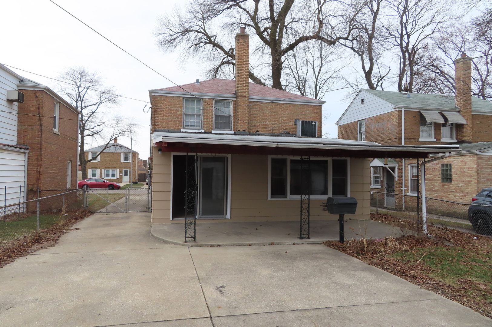 1710 N 73rd Court Property Photo 2