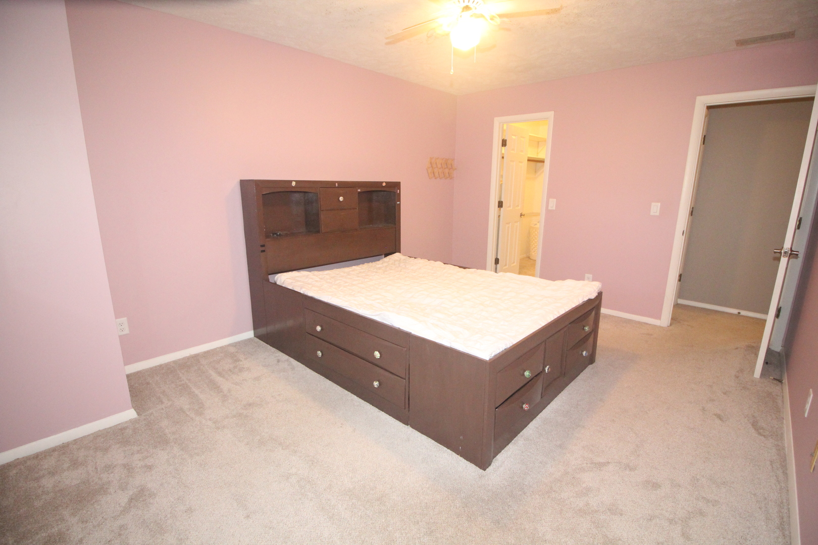 1530 Hunt Drive B Property Photo 12